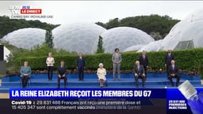 La reine Elizabeth II pose au côté des membres du G7 pour la "photo de famille"