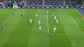 PREMIER LEAGUE -  Leicester domine Burnley (1-0)