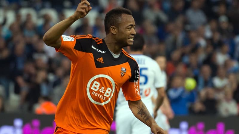 Direction Aston Villa pour Jordan Ayew