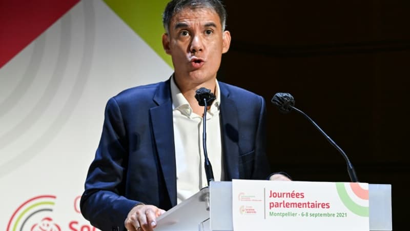 Présidentielle: le PS appelle à voter Macron et à se mobiliser pour les législatives