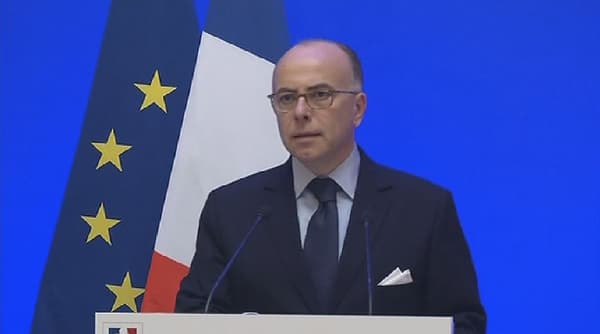 Bernard Cazeneuve, dimanche 29 novembre 2015. Bernard Cazeneuve, dimanche 29 novembre 2015.