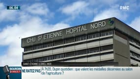 Aux urgences du CHU de Saint-Etienne, certains patients en psychiatrie ont eu les pieds et les mains attachés, sans possibilité de se laver