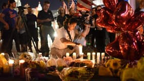 Des bougies en hommage aux victimes de l'attentat de Las Vegas le 3 octobre 2017.