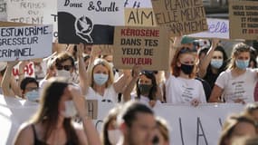 Des manifestantes contre les agressions sexuelles ce dimanche à Ajaccio.