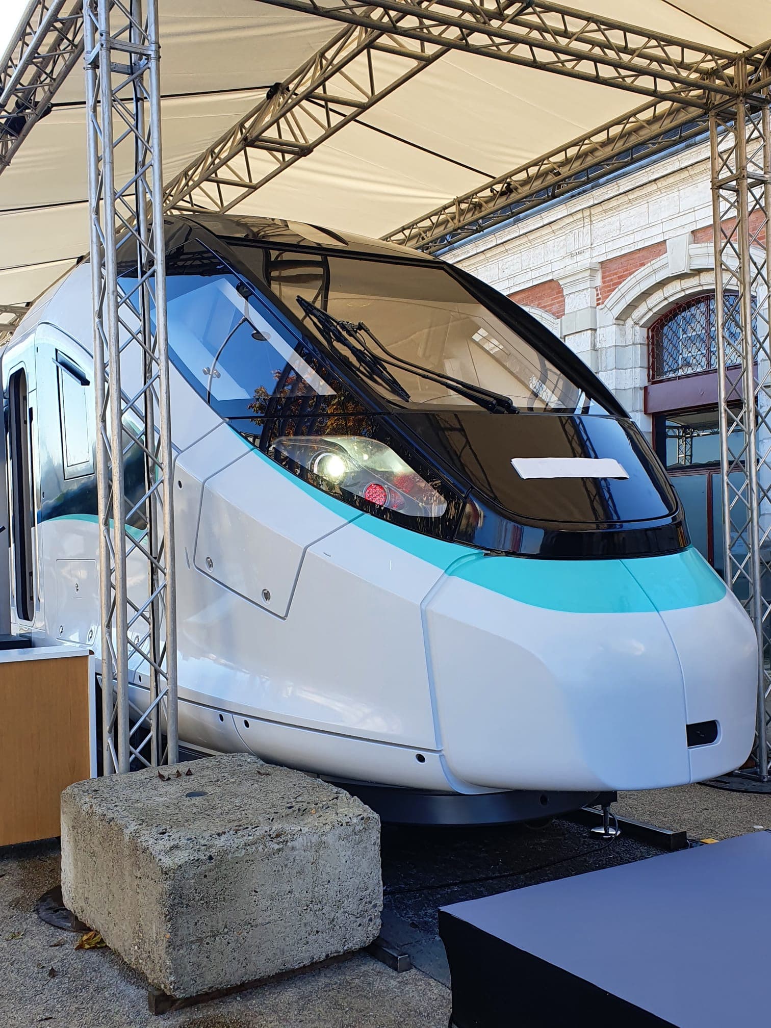 C Est Quoi Un Train Intercite Intercités: à quoi vont ressembler les nouveaux trains vers  Clermont-Ferrand et Toulouse