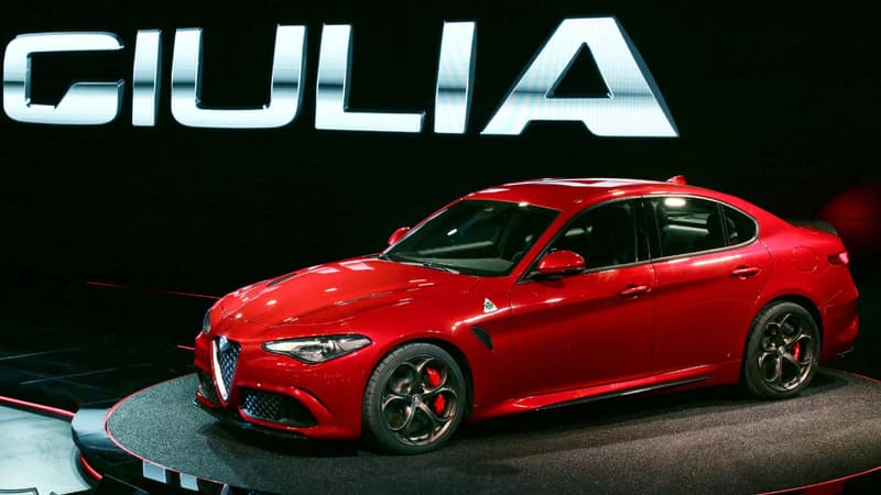La Giulia n'arrivera pas en concession avant juin en Europe, Alfa Romeo aurait des problèmes de sécurité sur ce modèle.