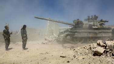 Les forces du régime syrien avancent vers Douma, près de Damas, le 7 avril 2018.
