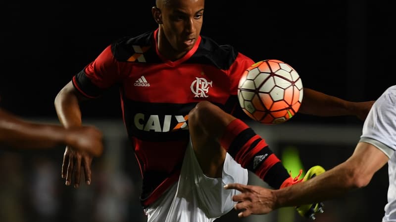 Direction Monaco pour le Brésilien Jorge (Flamengo)