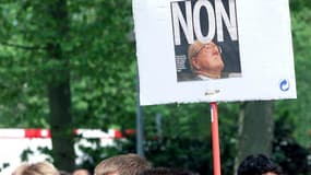 Une pancarte lors d'une manifestation de 2002, après l'accession du FN au second tour de la présidentielle