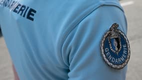 Un gendarme (ILLUSTRATION)