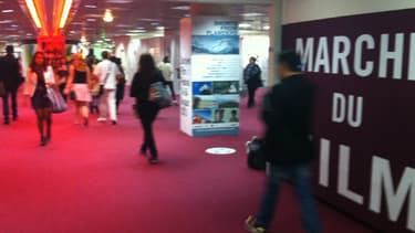 Le marché du film de Cannes, qui se tient en parallèle du festival, réalise un volume d'affaires estimé à 800 millions de dollars