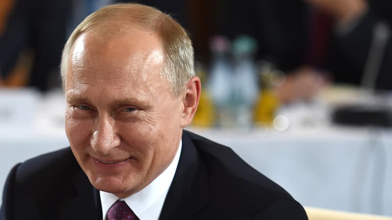 Vladimir Poutine invite Kim Jong-un a se rendre en Russie 