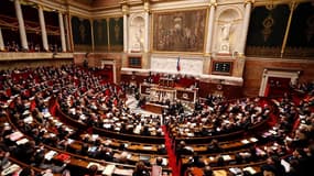 Les députés français ont rejeté mercredi par 298 voix contre 184 une motion du groupe UMP qui visait à soumettre à référendum le projet de loi sur le mariage et l'adoption pour les couples homosexuels. Une quarantaine d'orateurs devaient encore se succéde