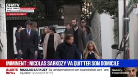 Les images des proches de Nicolas Sarkozy quittant le domicile de l'ancien président 