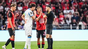 Valentin Rongier et Leonardo Balerdi lors du match Rennes-OM (1-0, L1), le 15 août 2025