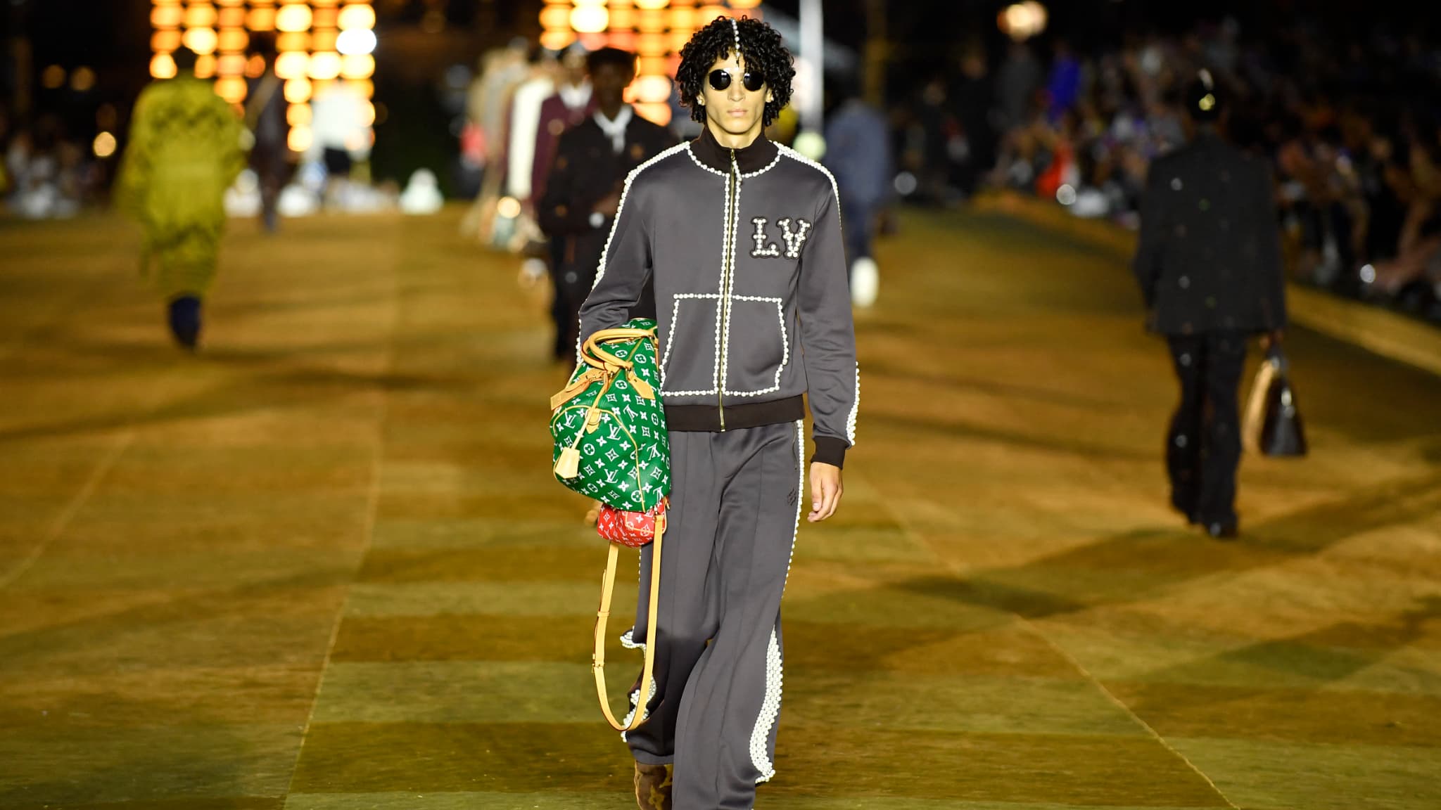 Défilé Louis Vuitton Homme SS24 par Pharrell Williams Défilé Louis Vuitton Homme SS24 par Pharrell Williams