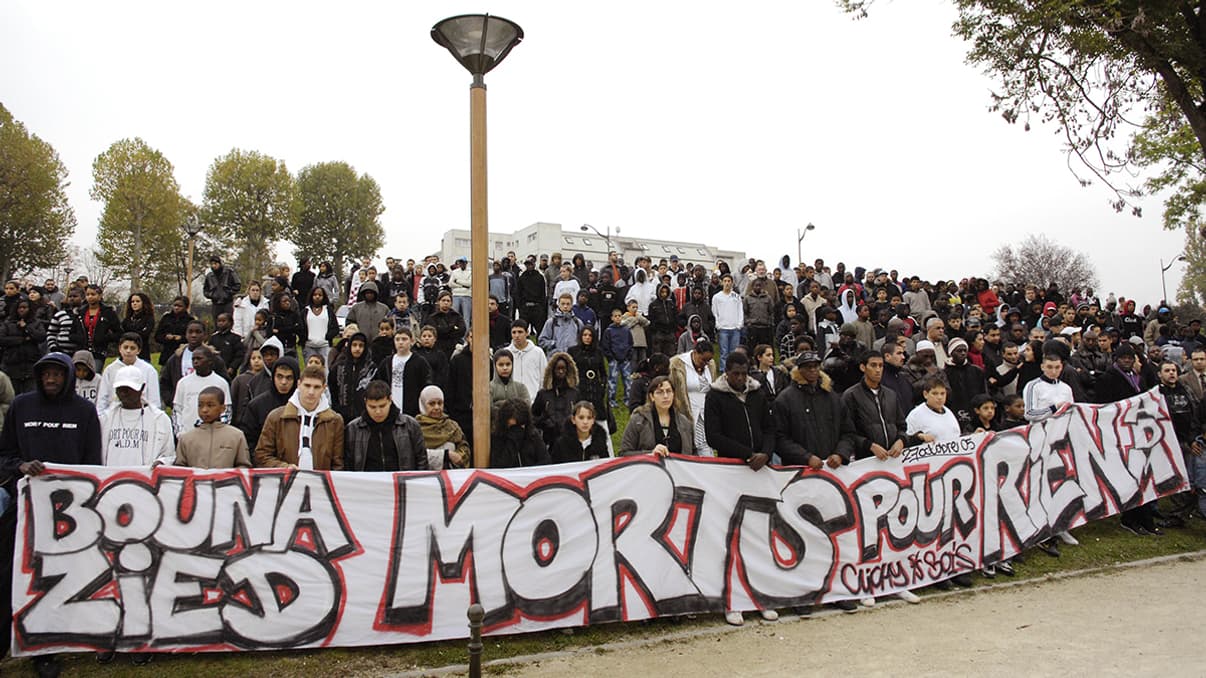 Rassemblement en mémoire de Zyed et Bouna, le 27 octobre 2007. Rassemblement en mémoire de Zyed et Bouna, le 27 octobre 2007.