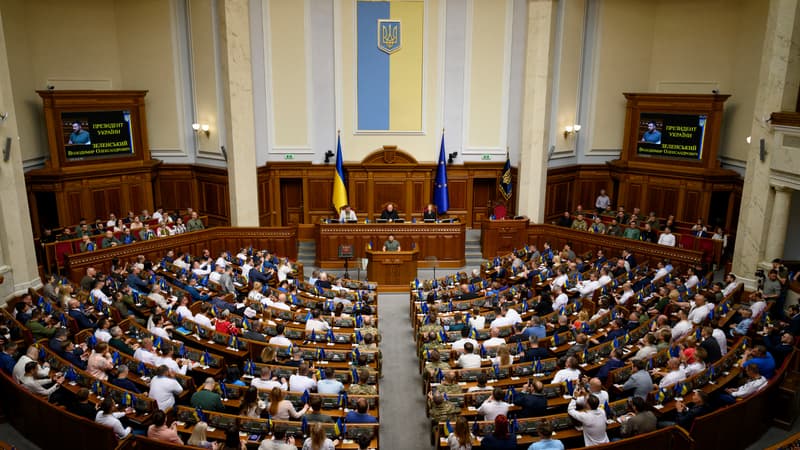 Volodymyr Zelensky s'exprime à la Rada, le Parlement ukrainien, le 28 juin 2023 (image d'illustration)
