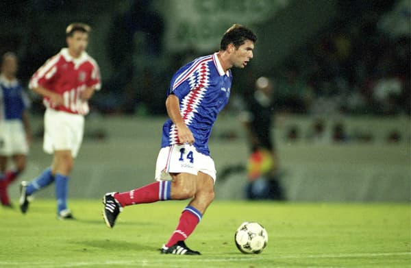 La première sélection de Zinédine Zidane en équipe de France, face à la République tchèque, le 17 août 1994