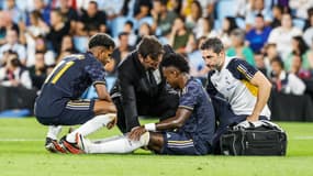 Vinicius à terre lors de Celta Vigo-Real Madrid, le 25 août 2023.