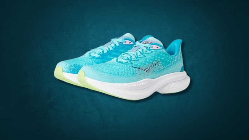 Cette paire de baskets Hoka fait le buzz et elle est en promotion sur ce site bien connu