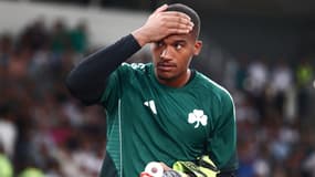 Alban Lafont avec le Panathinaïkos face à Donetsk, le 7 août 2025.