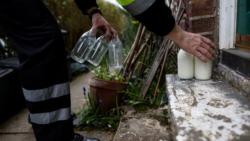 Milk & More, le plus grand livreur du pays, a indiqué lundi recruter 100 livreurs supplémentaires pour faire face à la forte hausse de la demande.