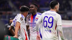 Almada, Nuamah et Mikautadze avec l'Olympique Lyonnais, au Groupama Stadium de Lyon le 13 mars 2025