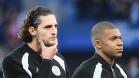 Adrien Rabiot et Kylian Mbappé lors de PSG-Etoile Rouge en 2018