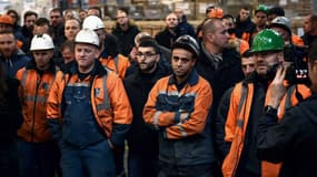 L'aciérie Ascoval de Saint-Saulve (Nord) et ses 281 salariés ont encore un mois pour chercher un repreneur.
