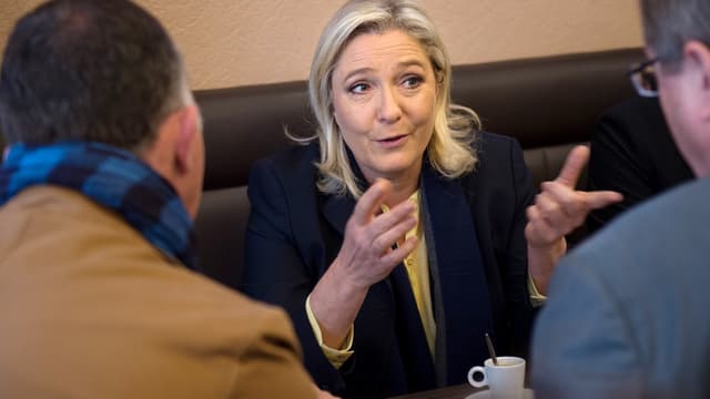 Marine Le Pen, tête de liste FN aux régionales, ici à Senlis dans l'Oise le 23 octobre dernier