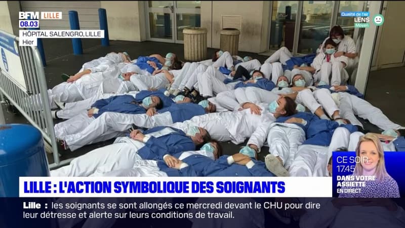 Lille: fatigués et découragés, les soignants s'allongent devant le CHU pour alerter sur leur situation