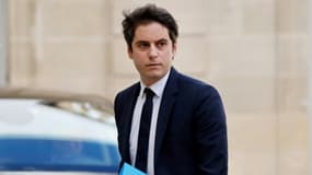 Le ministre délégué aux Comptes publics, Gabriel Attal arrive à l'Elysée, le 27 mars 2023 à Paris.