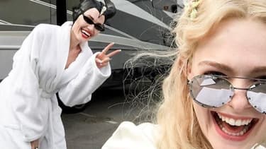 Angelina Jolie et Elle Fanning sur le tournage de Maléfique