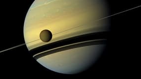 Six images infrarouges de Titan ont été capturées par la sonde Cassini après 13 ans d'explorations. 