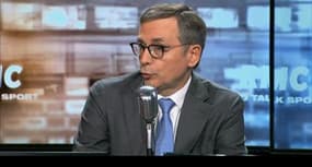 Grève des taxis: "Il y a 15.000 chauffeurs de VTC dans l'illégalité"