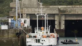 Le cargo "Ocean Jasper", dans le port de Brest. Le procès du naufrage du Sokalique, un bateau de pêche breton heurté par ce cargo en 2007 au large du Finistère et dont le patron était mort noyé dans le naufrage, s'est ouvert mardi devant le tribunal corre