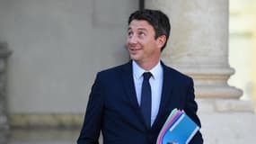 "On n'a jamais autant augmenté les minimas sociaux que pendant ce quinquennat" selon Griveaux: vrai ou faux?