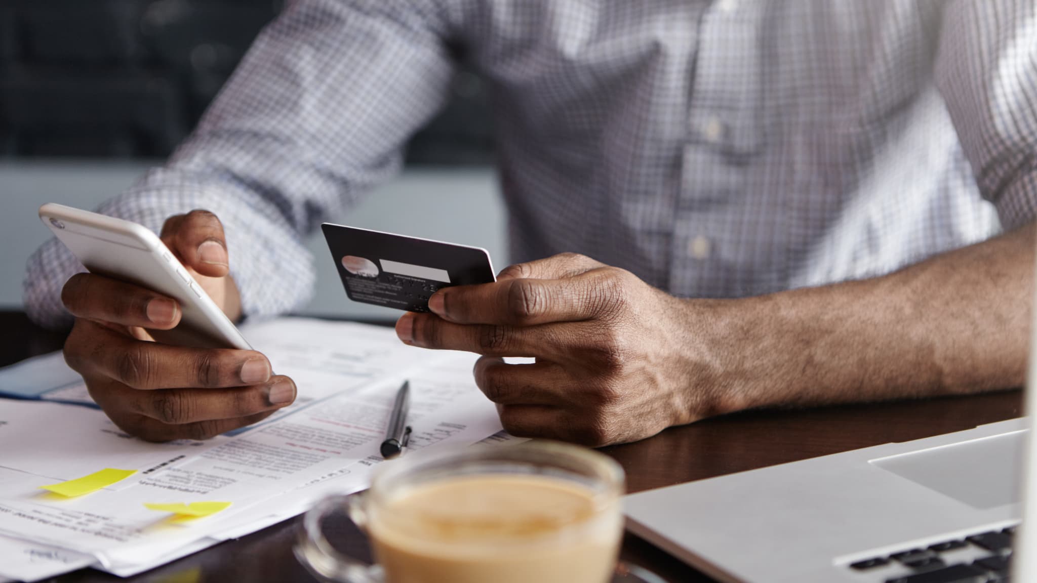 VOS VIREMENTS BANCAIRES RISQUENT DE BLOQUER À PARTIR DE CE JEUDI, VOICI POURQUOI