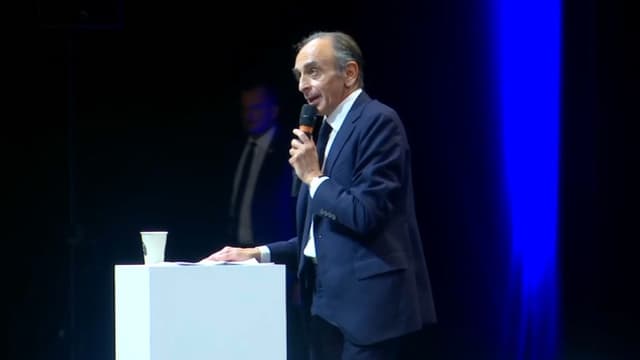 Éric Zemmour lors de sa conférence à Lille Grand Palais, samedi 2 octobre.