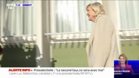 Marine Le Pen arrive à Alençon, elle rend visite à des policiers