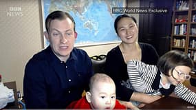 Robert Kelly, sa femme Kim Jung-A et leurs enfants, Marion et James.