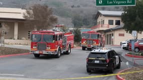Les secours à proximité du lieu du crash de l'hélicoptère de Kobe Bryant