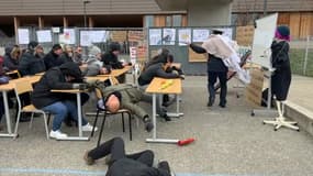 Les professeurs du collège d'Haguenau (Bas-Rhin) se sont mobilisés ce mardi contre la fermeture d'une classe. 