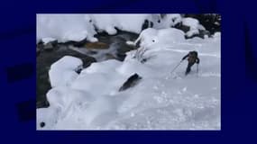 La vidéo de la scène a été filmée par un skieur de randonnée qui accompagnait Antoine.