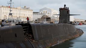 Le Tonnant est arrivé à Cherbourg pour être dépollué et déconstruit. Il a été en service 18 ans, de 1980 à 1999. 