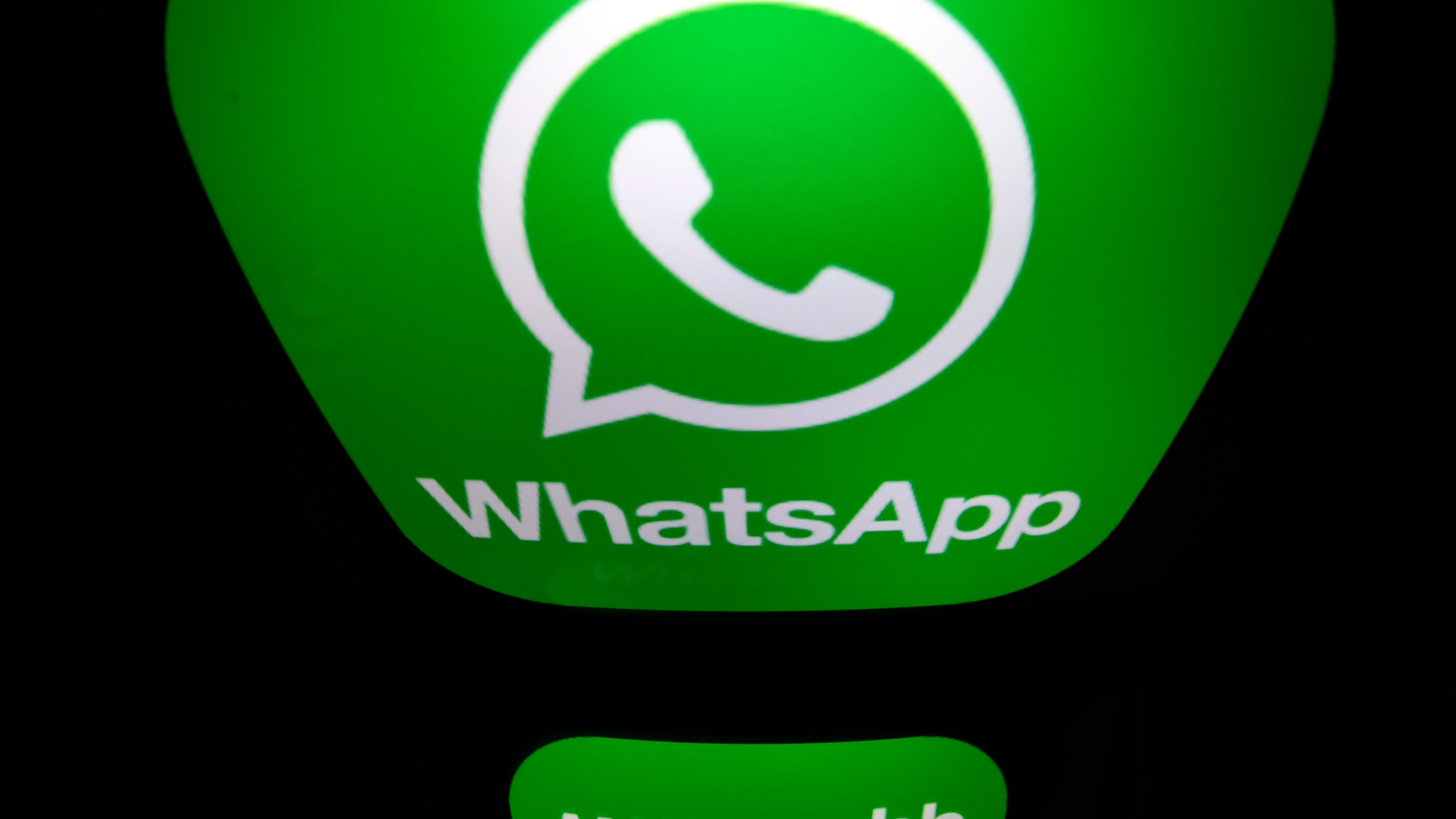 WhatsApp: de nouvelles mises à jour pour esquiver ses contacts plus facilement - BFMTV