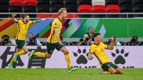 Ajdin Hrustic célèbre le but de la victoire de l'Australie contre les Emirats arabes unis, le 7 juin 2022