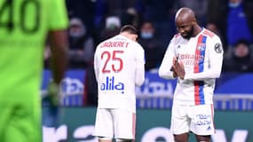 Dembélé et Caqueret célèbrent lors de Lyon-NIce, le 12 février 2022