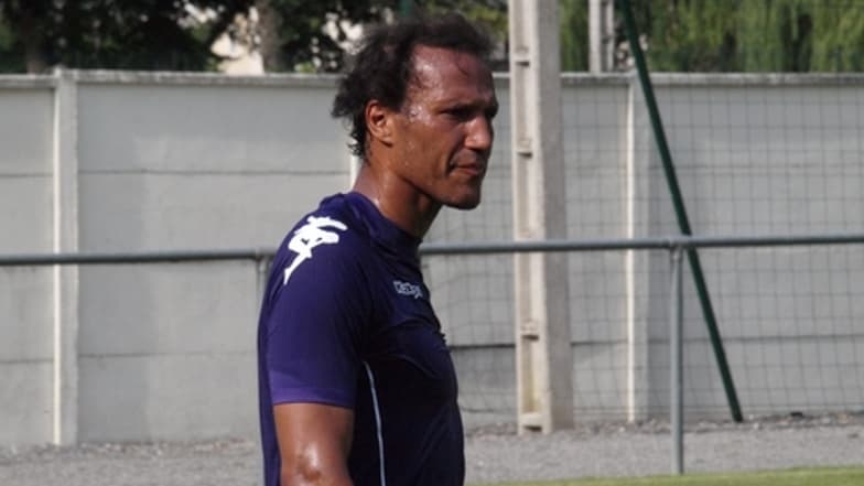 Jonathan Zébina